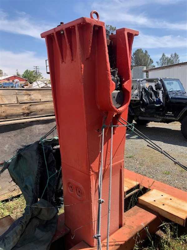 SANDVIK 5000 lb. Hydraulic Rock Breaker